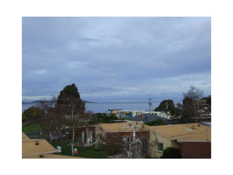 3/5 Sunny Avenue, Blackmans Bay TAS 7052