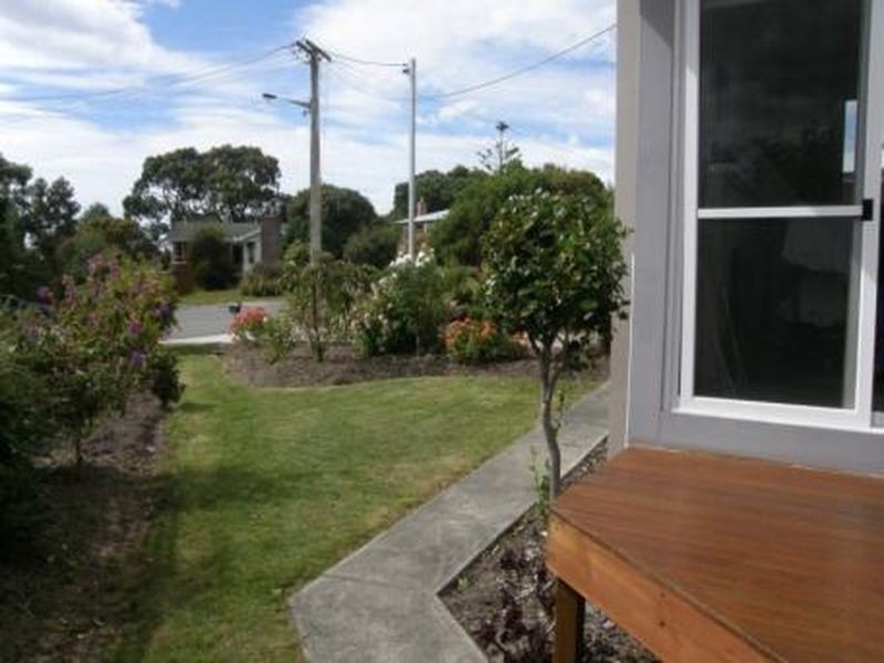 1/17 Cleburne Street, Kingston TAS 7050