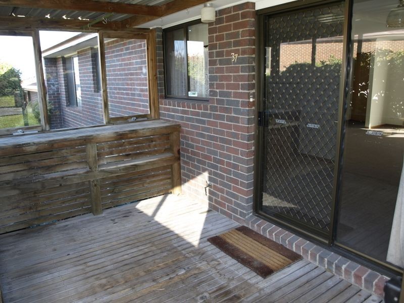 37 Village Drive, Kingston TAS 7050