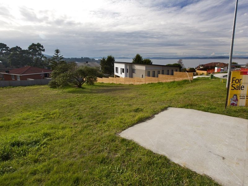 5 Thornton Close, Blackmans Bay TAS 7052