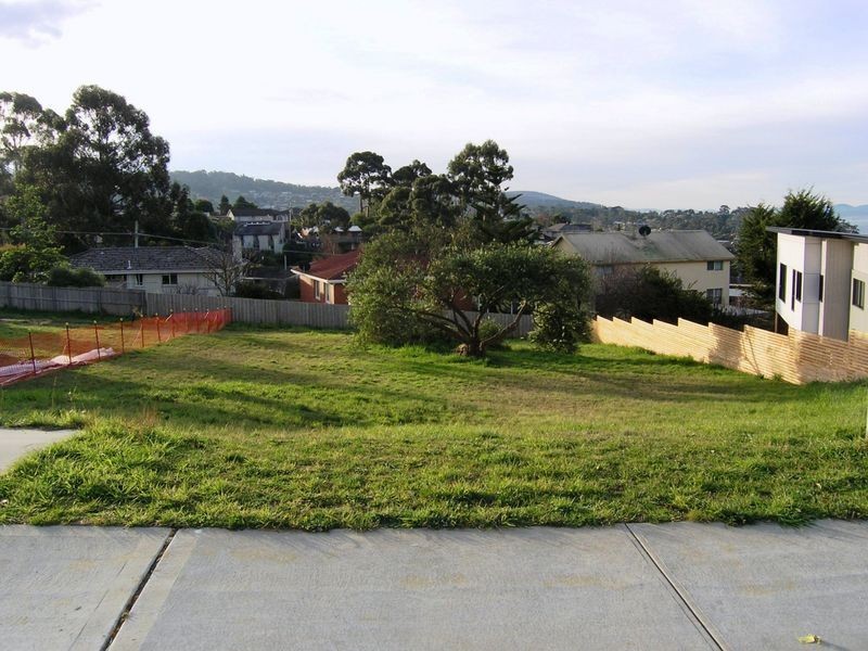 5 Thornton Close, Blackmans Bay TAS 7052