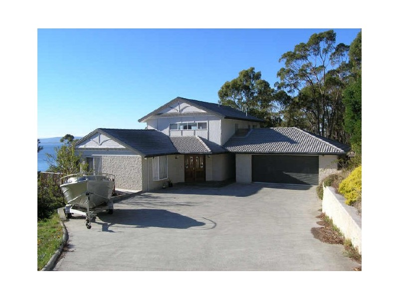 28 Dorset Drive, Kingston TAS 7050