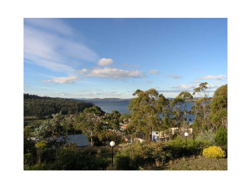 28 Dorset Drive, Kingston TAS 7050