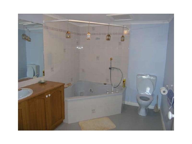 28 Dorset Drive, Kingston TAS 7050