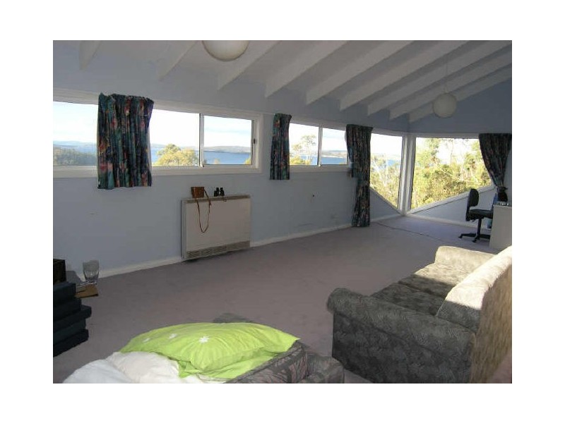 28 Dorset Drive, Kingston TAS 7050