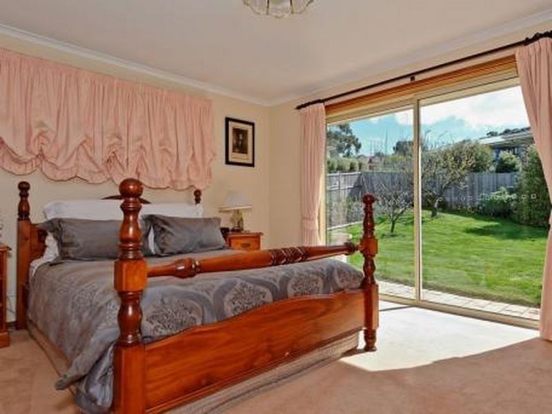 8 Timbertop Drive, Blackmans Bay TAS 7052