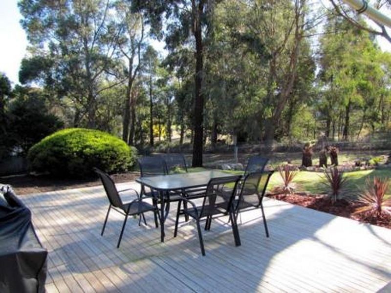 180 Redwood Road, Kingston TAS 7050