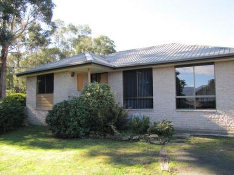 180 Redwood Road, Kingston TAS 7050