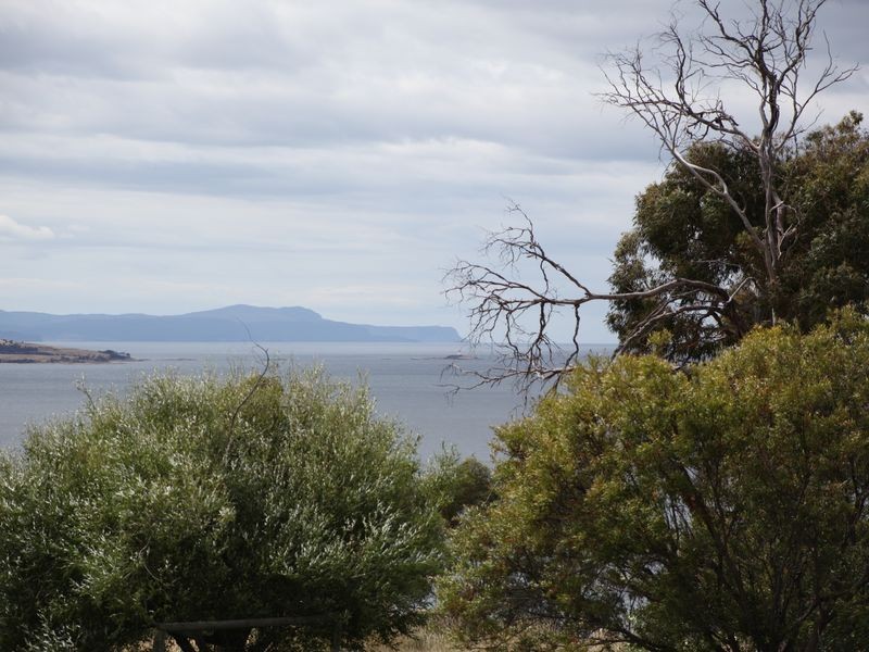 1 Ephesus Place, Blackmans Bay TAS 7052