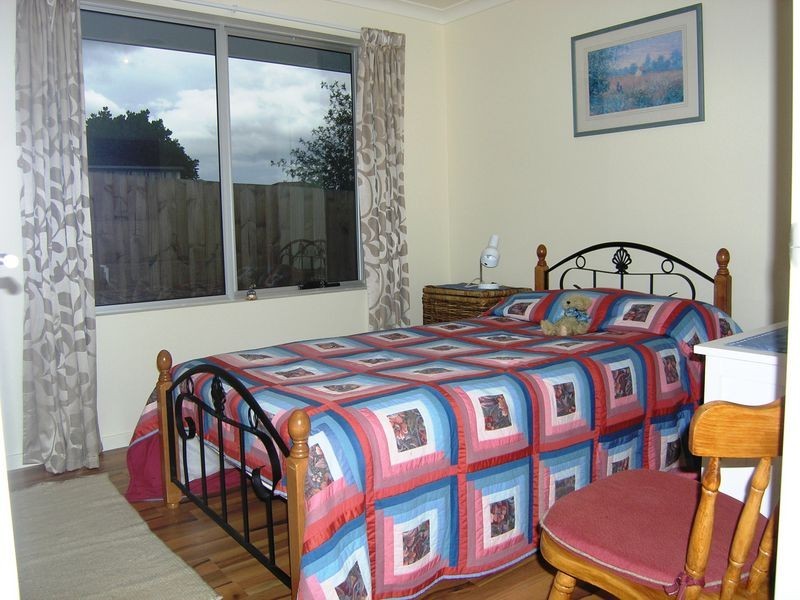 2/55 Redwood Road, Kingston TAS 7050