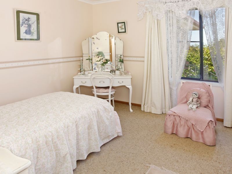 11 Edison Avenue, Blackmans Bay TAS 7052