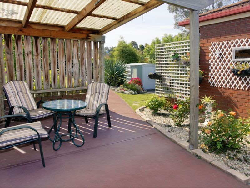 11 Edison Avenue, Blackmans Bay TAS 7052