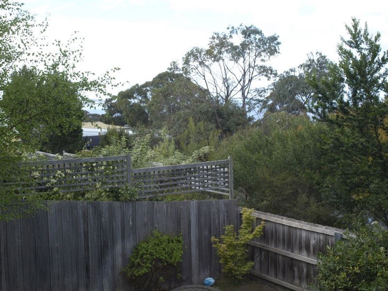 2/35 Opal Drive, Blackmans Bay TAS 7052
