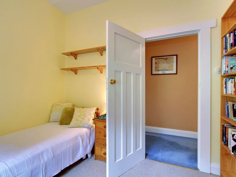 20 Roslyn Avenue, Kingston Beach TAS 7050