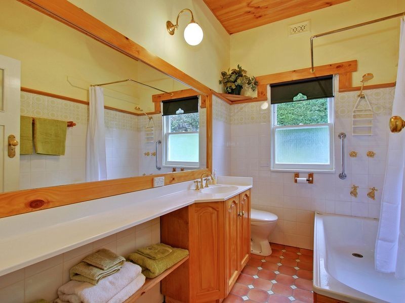 20 Roslyn Avenue, Kingston Beach TAS 7050