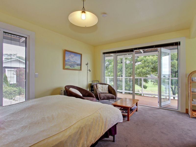 20 Roslyn Avenue, Kingston Beach TAS 7050