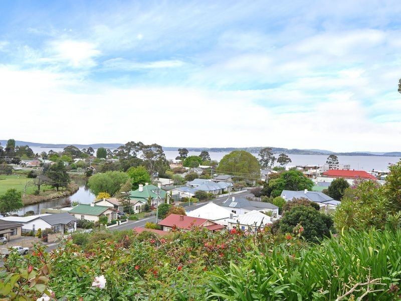 20 Roslyn Avenue, Kingston Beach TAS 7050