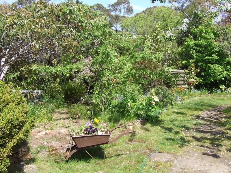 2025 Huon Road, Longley TAS 7150