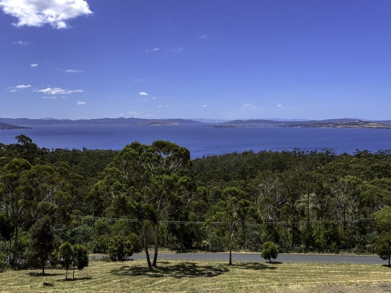175 Tinderbox Road East, Tinderbox TAS 7054