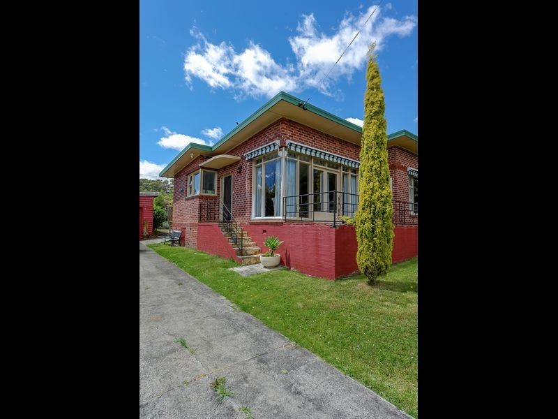 16 Kenton Road, Geilston Bay TAS 7015