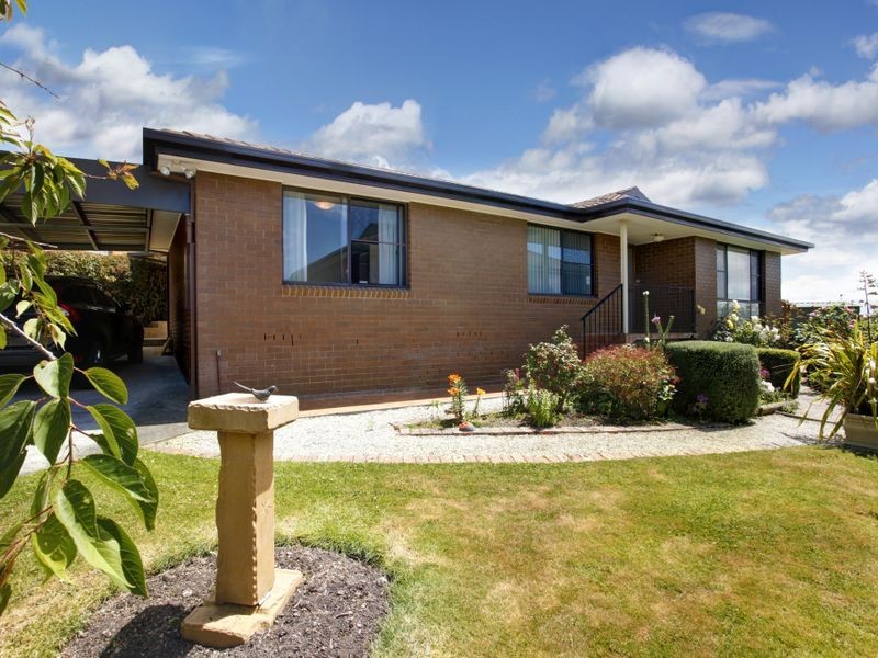 13 Stratford Place, Blackmans Bay TAS 7052