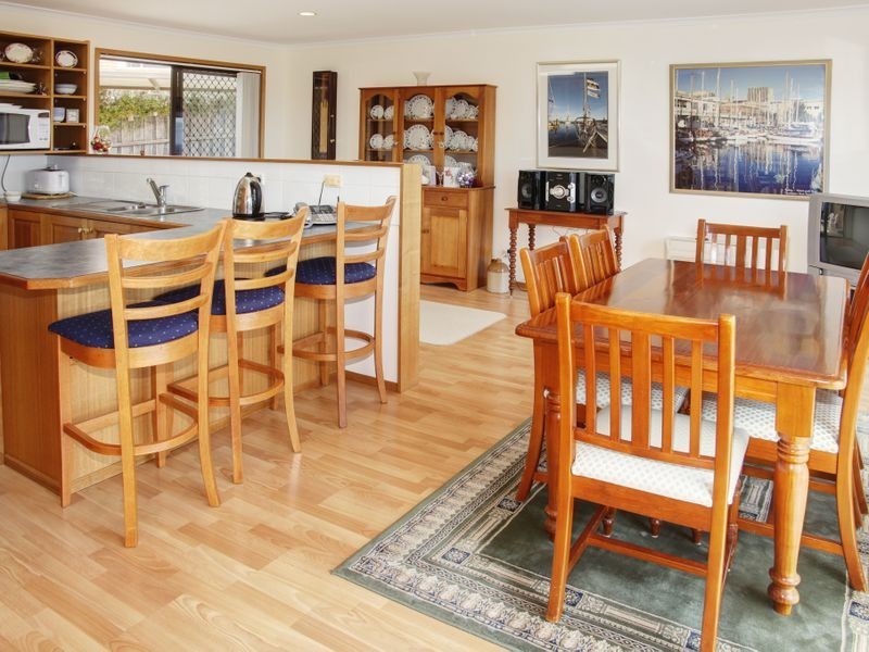 13 Stratford Place, Blackmans Bay TAS 7052