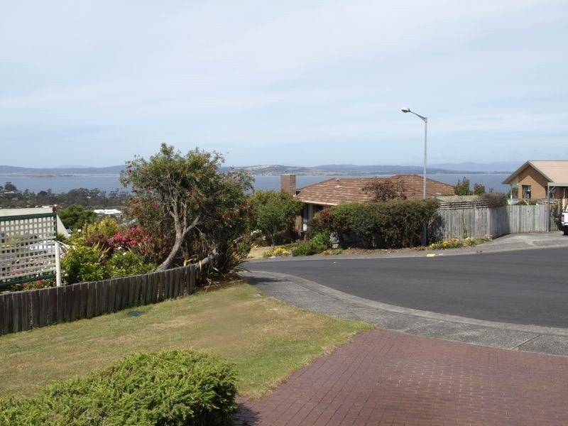 3 The Summit, Blackmans Bay TAS 7052
