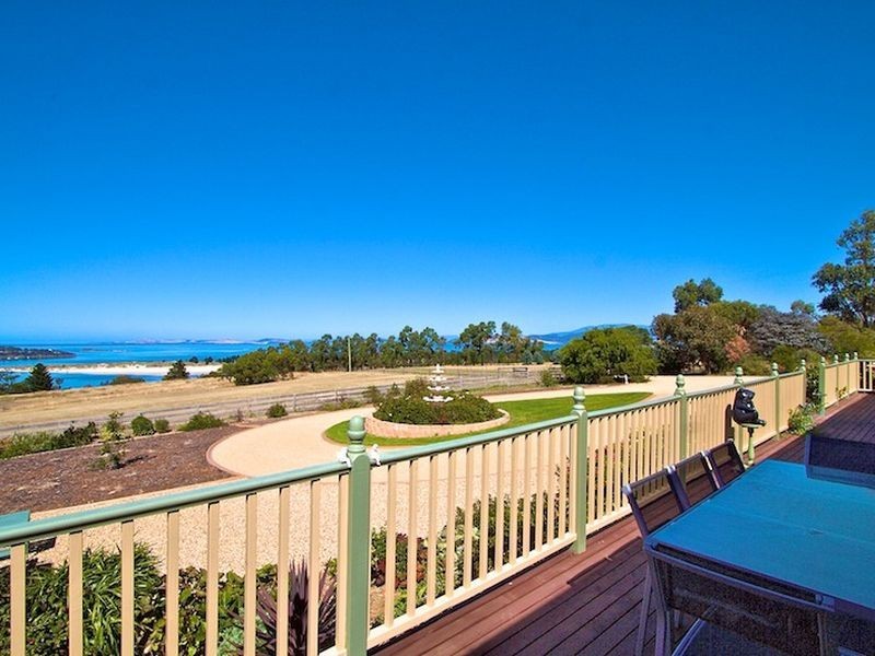 Boat House Hill, Lewisham TAS 7173