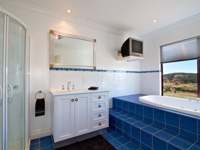 Boat House Hill, Lewisham TAS 7173