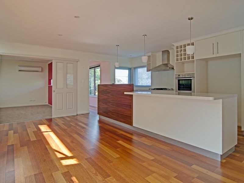 15 Bay Court, Blackmans Bay TAS 7052