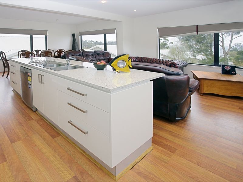 1A Myuna Road, Blackmans Bay TAS 7052