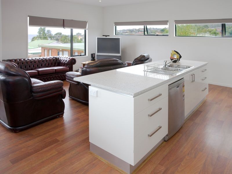 1A Myuna Road, Blackmans Bay TAS 7052