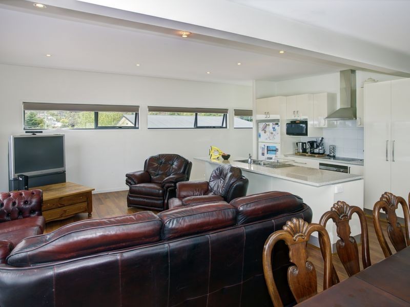 1A Myuna Road, Blackmans Bay TAS 7052