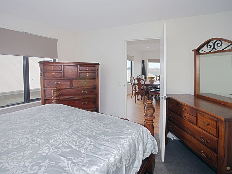 1A Myuna Road, Blackmans Bay TAS 7052