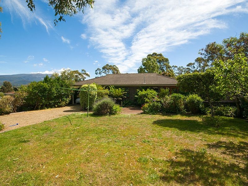 16 Hawthorn Drive, Kingston TAS 7050