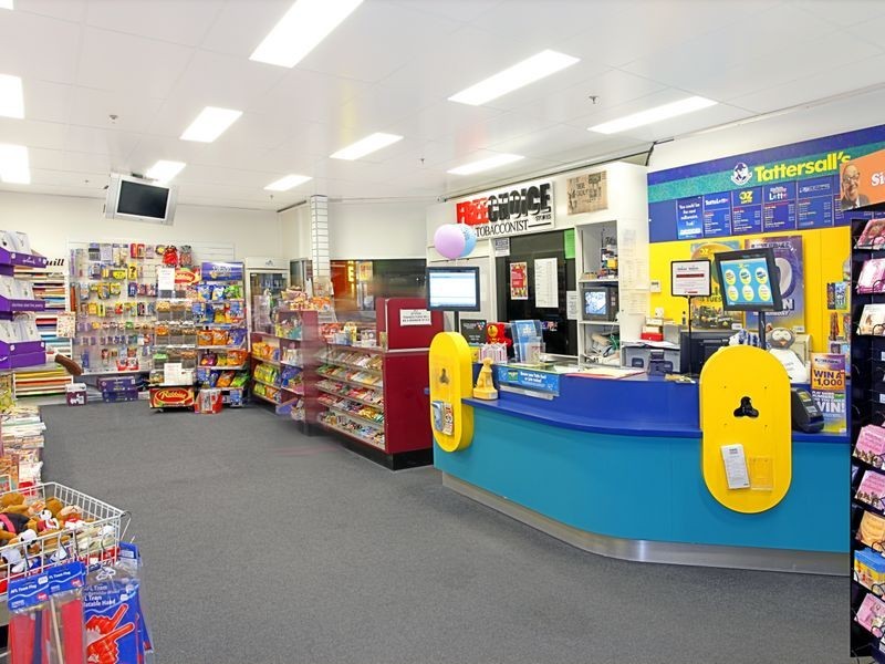 Kingston Town Book and Card Shop, Kingston TAS 7050