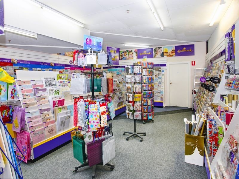 Kingston Town Book and Card Shop, Kingston TAS 7050