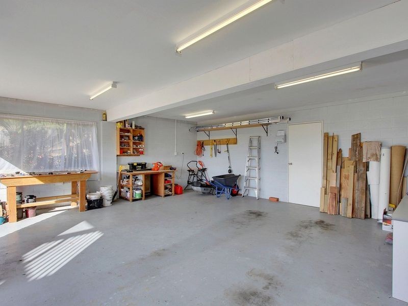 21 Tinderbox Road East, Blackmans Bay TAS 7052