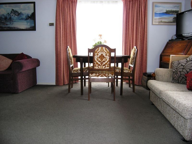 4/5 Whitewater Crescent, Kingston TAS 7050