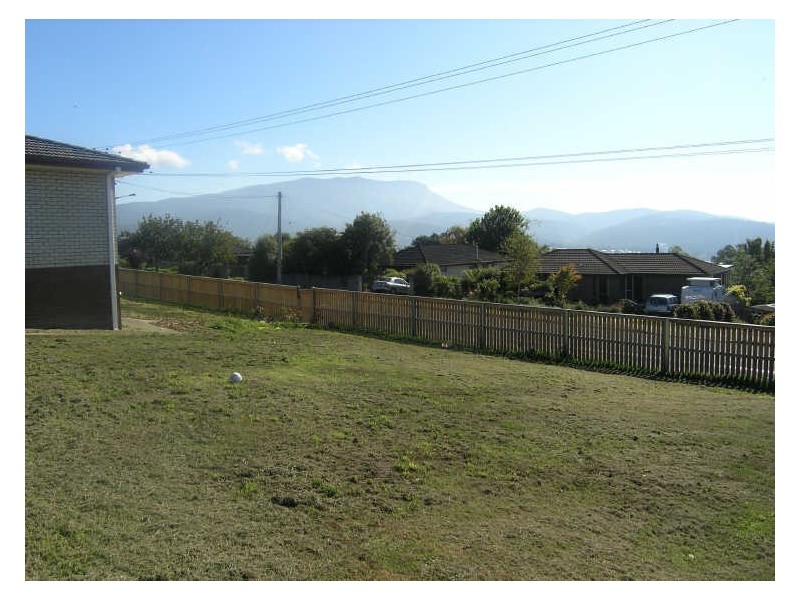 11 Baynton Street, Kingston TAS 7050