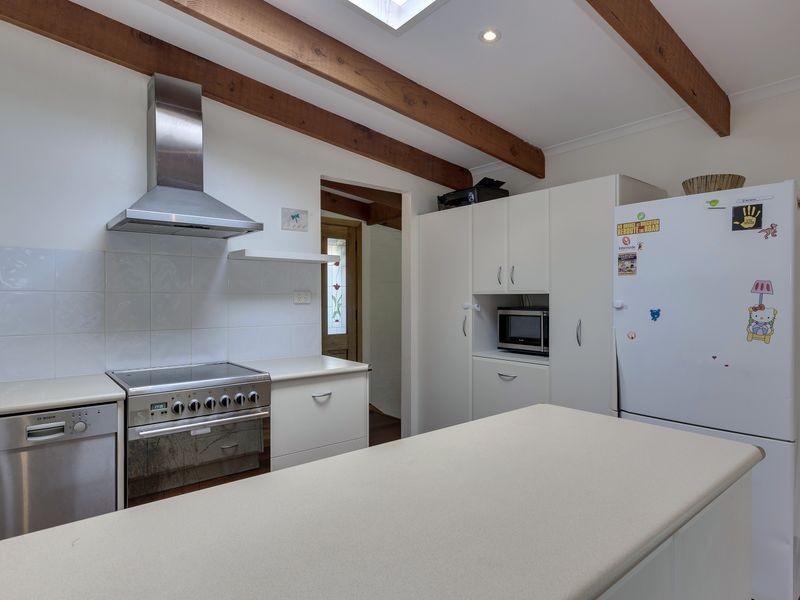 184 Albion Heights Drive, Kingston TAS 7050