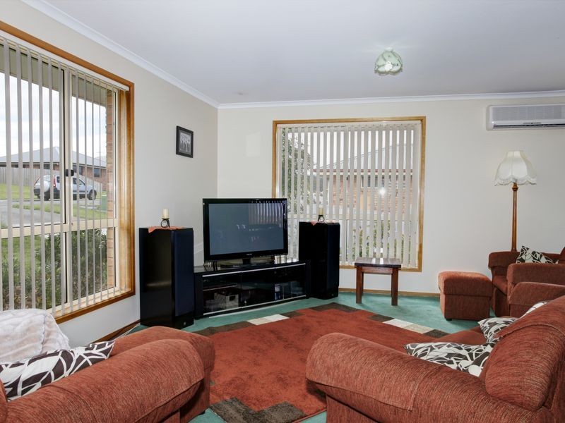 25 Adelong Drive, Kingston TAS 7050