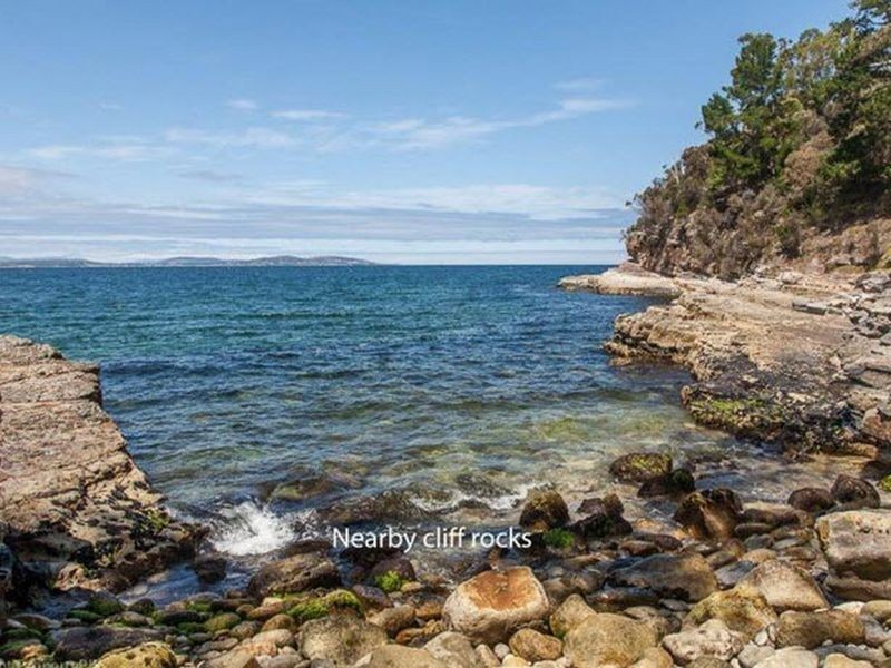 24 Mirramar Park, Blackmans Bay TAS 7052