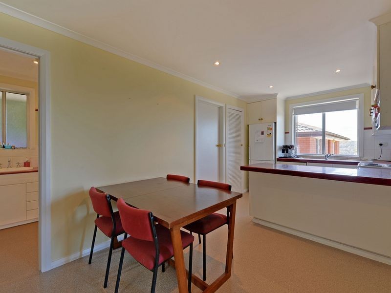 1/49 Kunama Drive, Kingston Beach TAS 7050