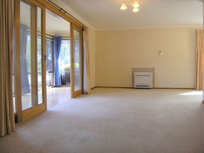 62 Village Drive, Kingston TAS 7050
