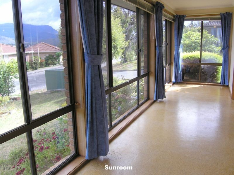 62 Village Drive, Kingston TAS 7050