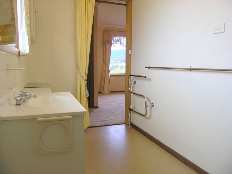 62 Village Drive, Kingston TAS 7050