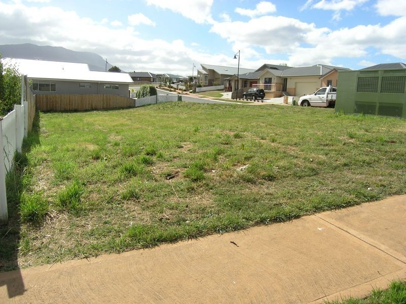 1 Kitty Way, Kingston TAS 7050