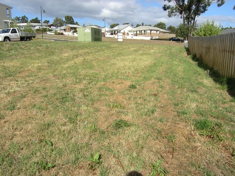 1 Kitty Way, Kingston TAS 7050