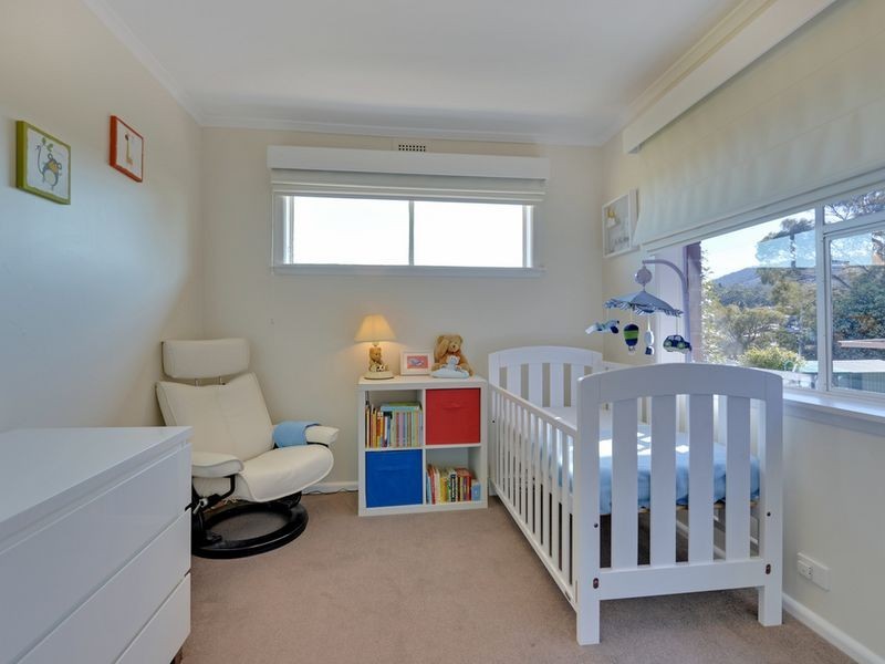 18 St Helens Street, Lindisfarne TAS 7015